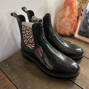 Women’s Rain-boots